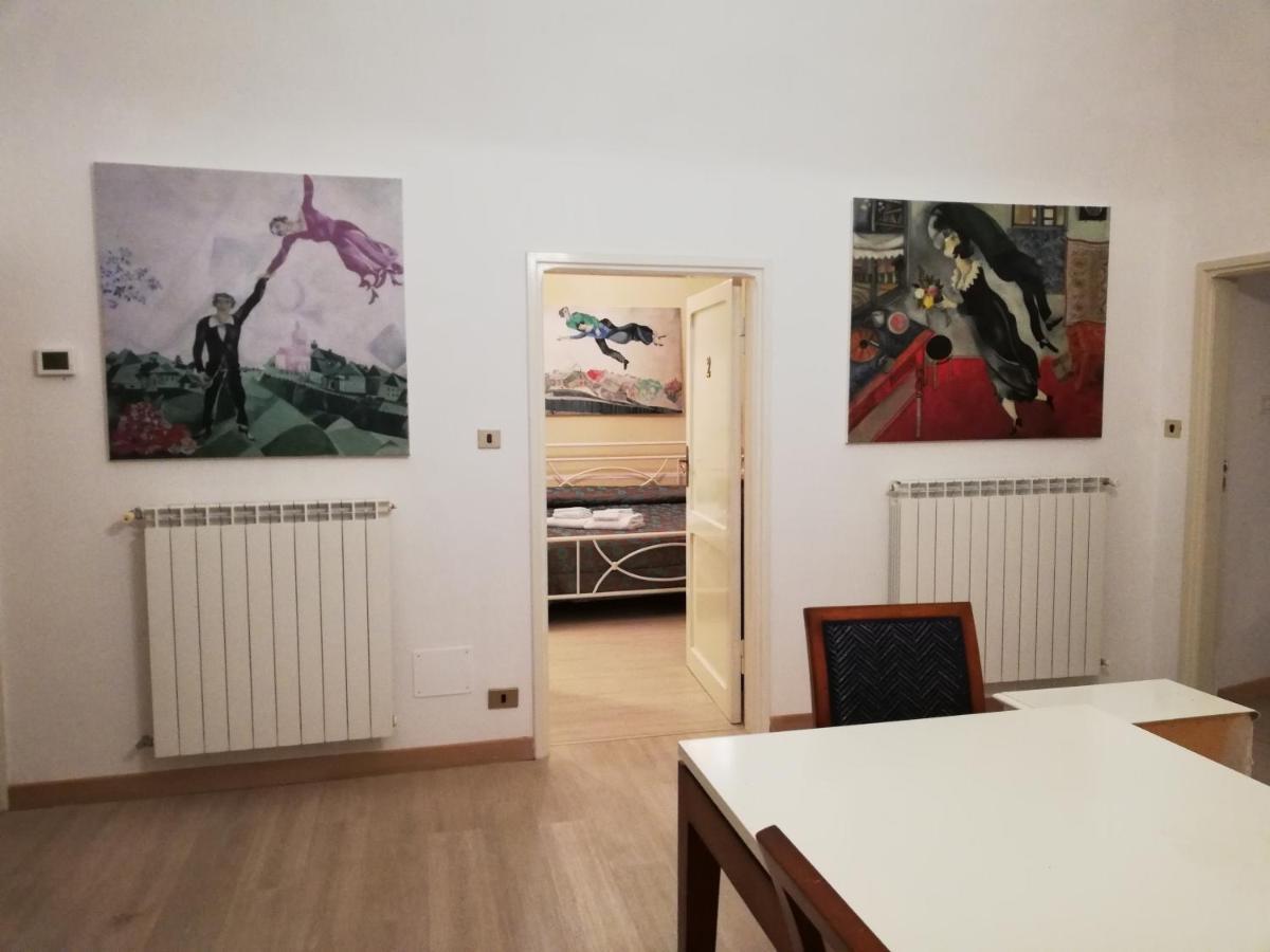 B&B Camere Montalto Centro 蒙塔尔托迪卡斯特罗 外观 照片